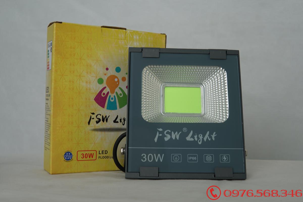 Đèn pha FSW 30W nhiều màu