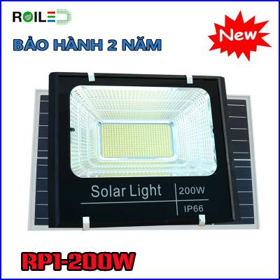 Đèn pha năng lượng Roiled RP1-200W giá rẻ