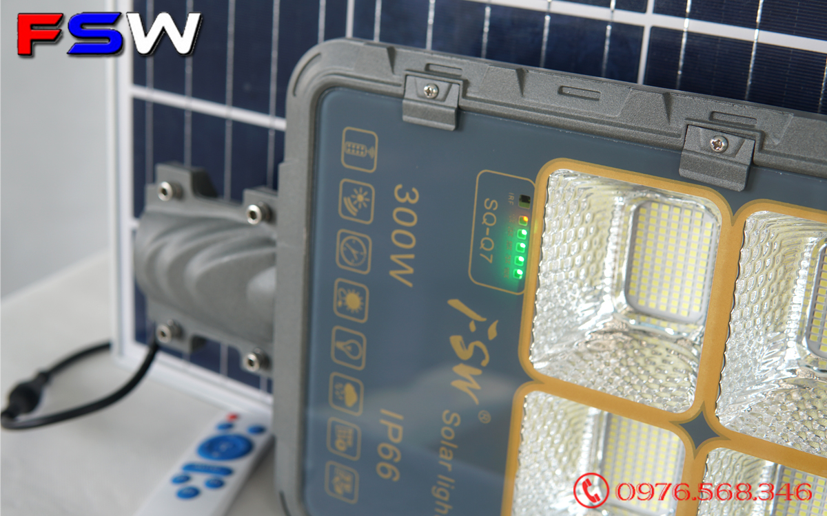 Đèn đường FSW 300W| năng lượng mặt trời cao cấp