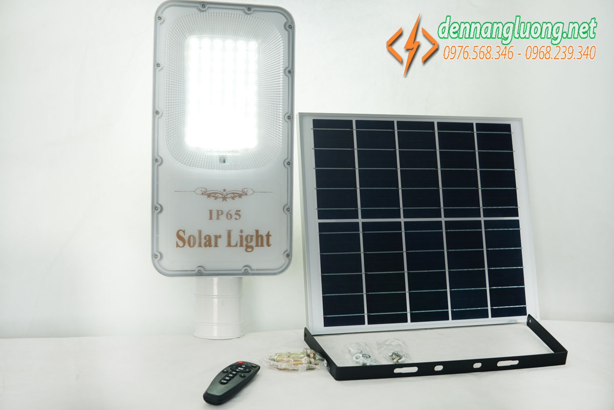 Đèn đường năng lượng mặt trời 100W siêu sáng Solarlight - E100